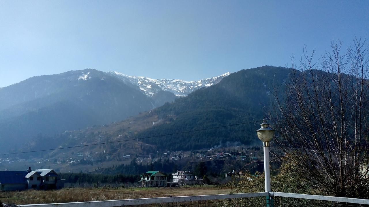 Hotel Mountain Inn Manali  Room photo